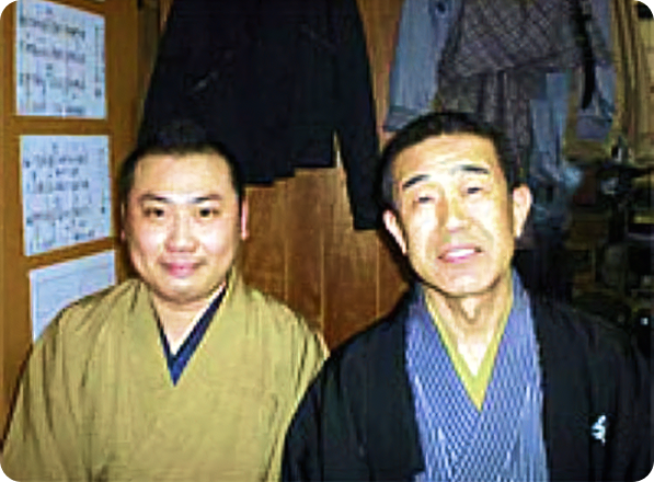 桂宮治のイメージ画像2 高座